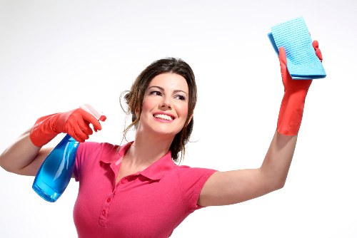 Deep carpet cleaning equipment used by a carpets cleaner in Acton